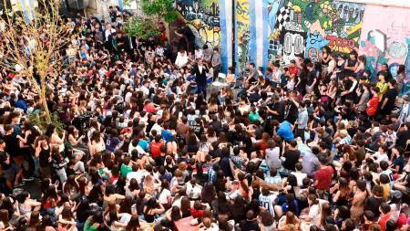 65569aef5e88b.15.56_450