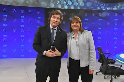 javier-milei-y-patricia-bullrich-en-el-programa-a-MKV2RO77QFHS3KPH44WBEB2UTU