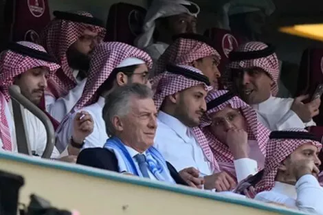672323-macri-20qatar-20foto