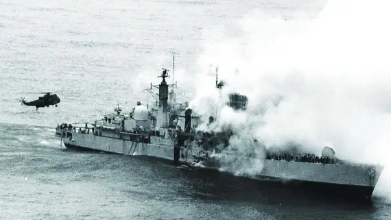 misiles-exocet-y-buque-britanico-sheffield-20220505-1351995 (1)