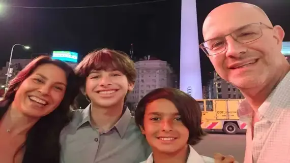 laura-leguizamon-y-su-familia-20250522-2028505