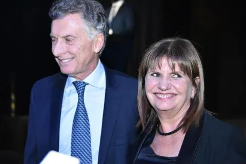 bullrich_y_macri.jpg_557888218