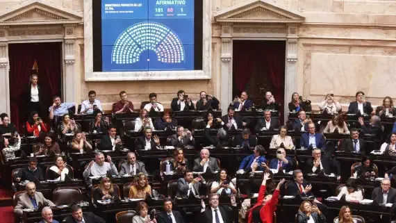 280925diputadosoposicioncuarterolog-2107517