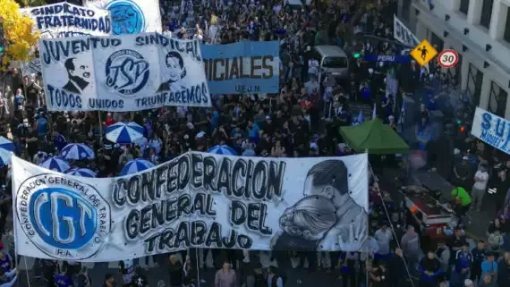 marcha-de-la-cgt-y-de-los-jubilados-20250430-2014410