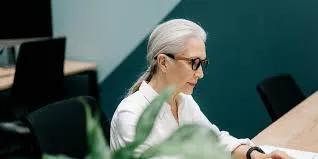 images - 2025-10-27T162942.136