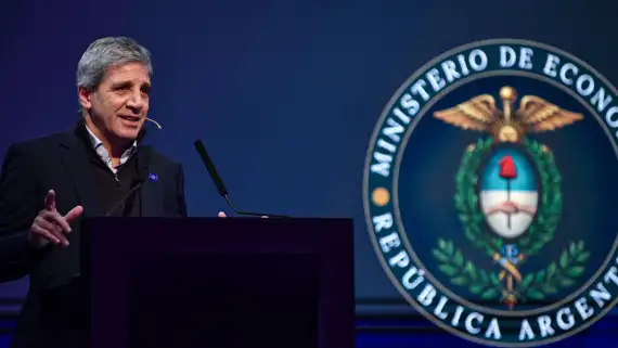 luis-caputo-en-latam-economic-forum-2250933