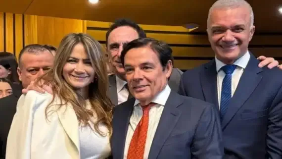 adolfo-safran-x-20250512-2021387