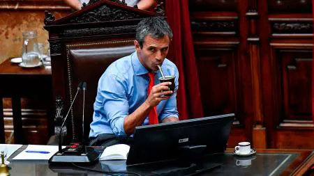 65bbccd6e6e24.02.2024 martin menem foto eliana obregon_450