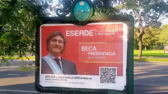 javier-milei-beca-eseade-20250311-1982947
