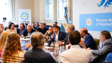 union-la-patria-contra-la-ley-omnibus-1jpeg