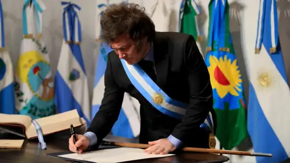 javier-milei-pacto-de-mayo-g20240709-1832745