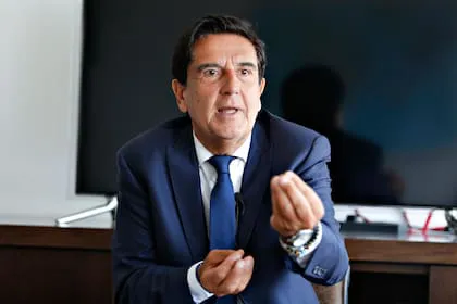 carlos-BQH3L53UXBGNLH2JDSRDWKPV3Q