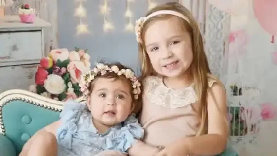 pilar-y-delfina-hecker-1998738