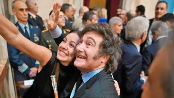 040426pettovellomileiadornicedocg-2214676