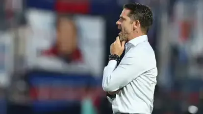 fernando-gago-da-indicaciones-en-su-debut-en-boca-el-sopapo-recibido-por-boca-en-tigre-fue-durisimo-0-3-1894940