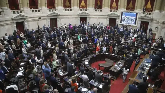 camara-de-diputados-1910389