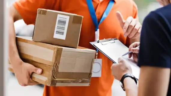 courier-2058987