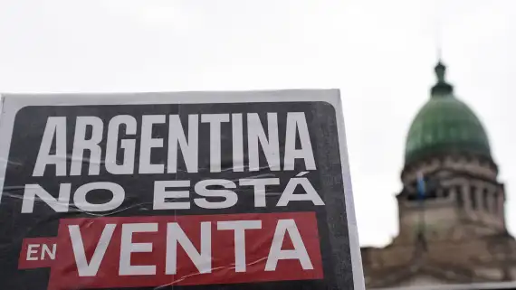la-consigna-el-oficialismo-no-pudo-revertir-el-mensaje-anclado-a-la-defensa-de-la-soberania-2300784