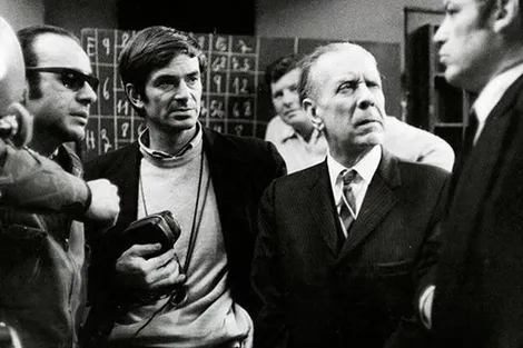 934117-https-s3-amazonaws-com-arc-wordpress-client-uploads-infobae-wp-wp-content-uploads-2019-02-27133945-50-anos-de-invasion-hugo-santiago-ricardo-aronovich-jorge-luis-borges-y-lautaro-murua-20-281-29