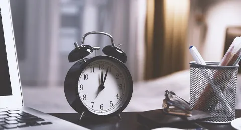 control-horario-trabajo-reloj-ordenador
