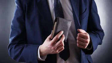 billetera-finanzas-inversiones-pesos-salarios-empleo