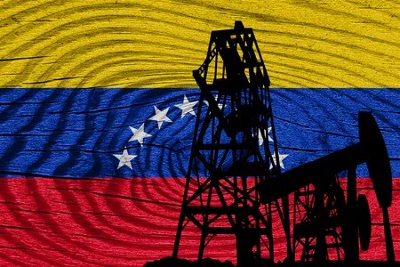 52880561-bandera-de-venezuela-con-algunos-toques-de-luz-suave-y-pliegues
