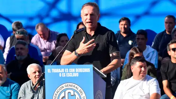 acto-de-la-cgt-en-plaza-de-mayo-30042026-2231429