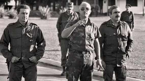 200425aldoricomilitarcarapintadasemanasantacedocg-2006727