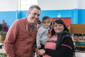 photo_5078271040920071830_y-300x200