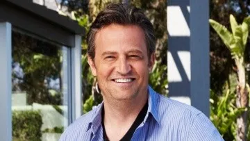 matthew_perry_friends_crop1698548115699.jpg_1346615199