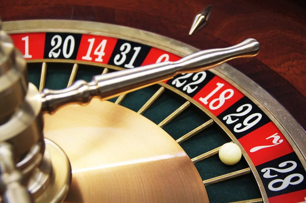 Gambling-roulette-Greg-Montani-Pixabay-1024x682