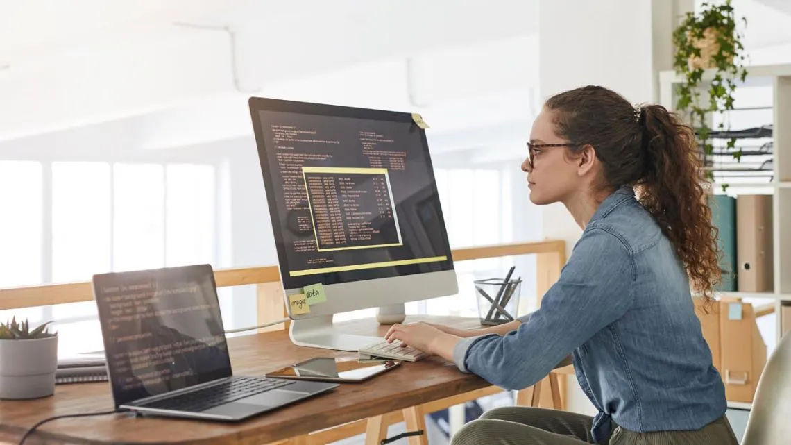 programadores-20220913-1418828