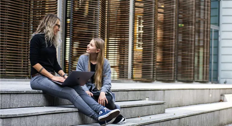 jovenes-formacion-educacion-curso-gen-z-768x416