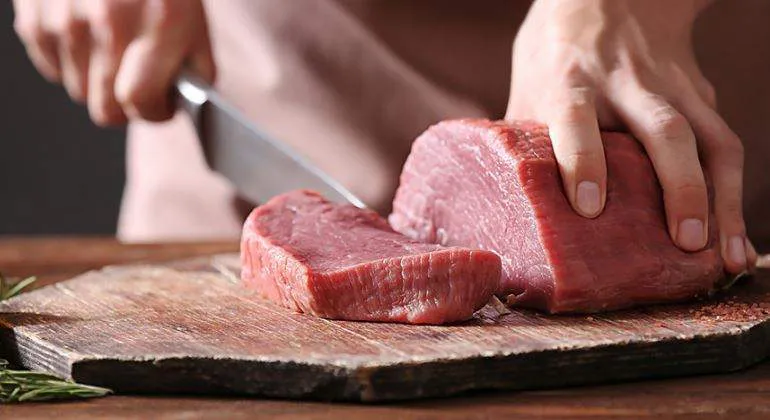 carne-cortar-cuchillo-770