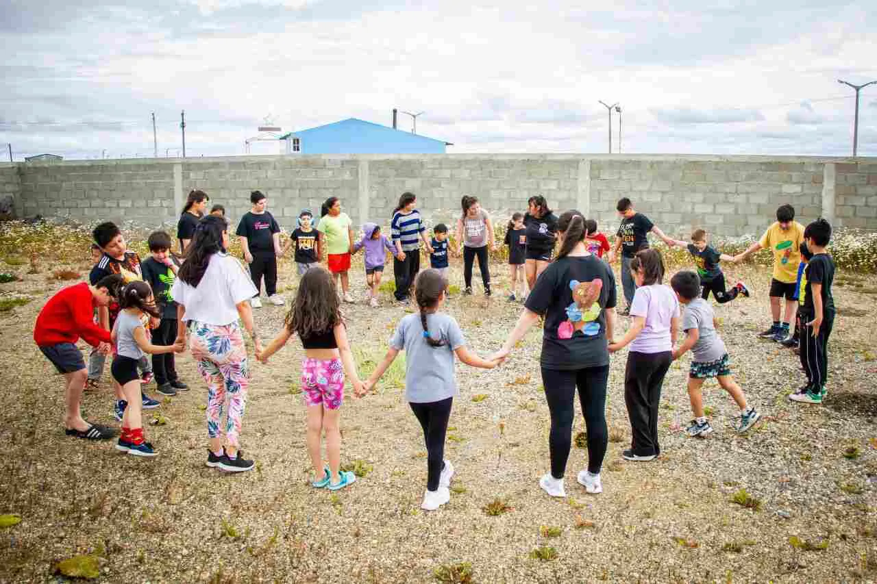 photo_5181909263201274885_y-1