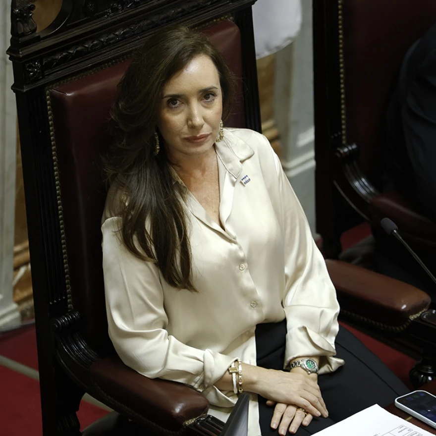 698e47b741803-screen-and-max-width480px_880_880!