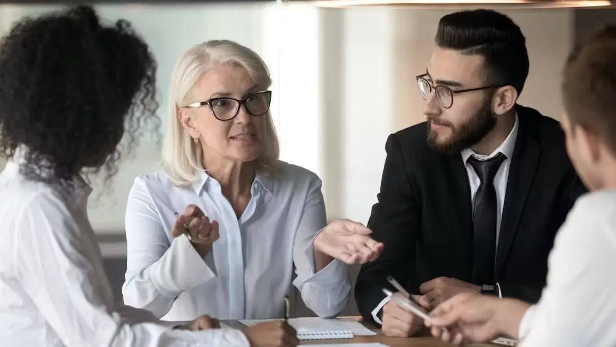 equipo_de_trabajo_saludable_shutterstock.jpg_554688468