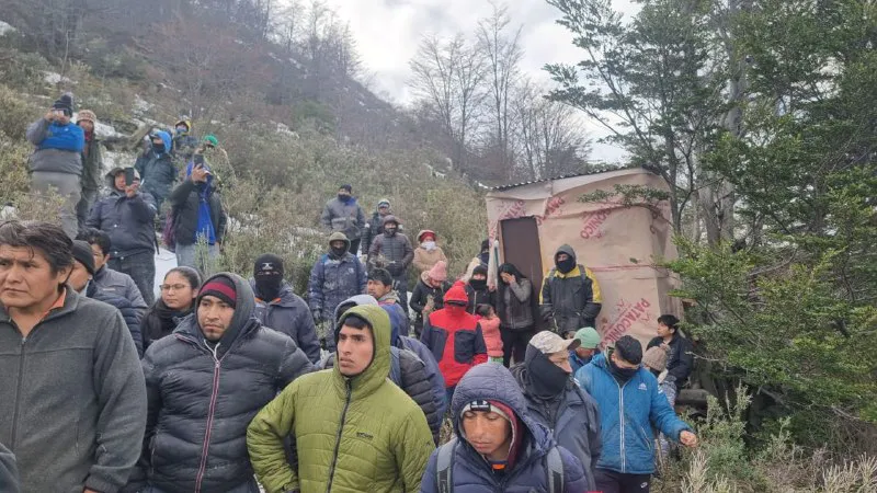 a24b23b3-a5df-425d-89da-32c99824ea4b