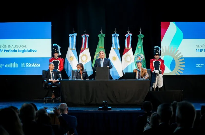 697fd9c028e4d_798_526!