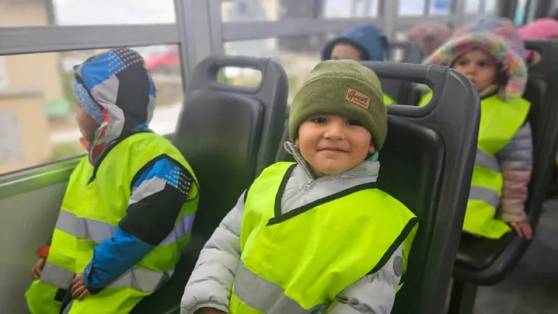 e3a6c407-04d4-429d-8c05-cdc5859accf1