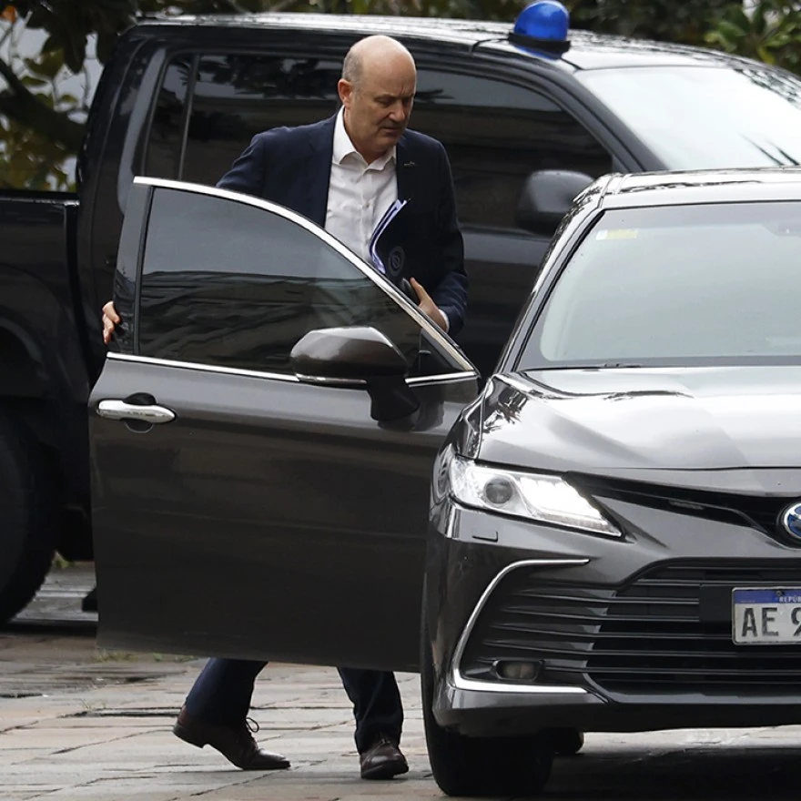 69d43a32059d5-screen-and-max-width480px_880_880!