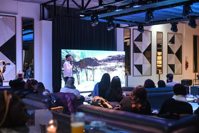 f3be6484-c396-4748-adc2-fdd563f492e6