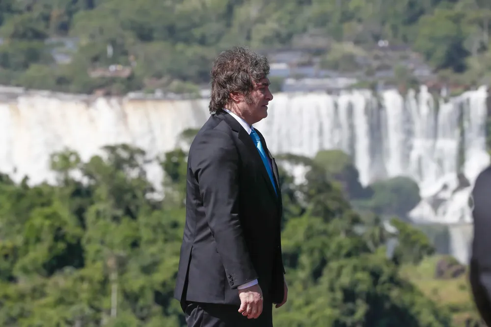 FQB4N253IRG35LO3NOEDYBOC64