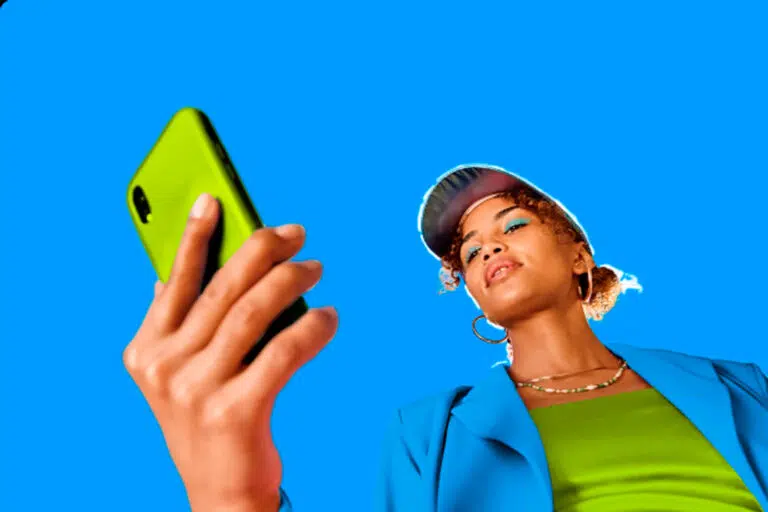 imagen-telefono-movil-768x512.jpg