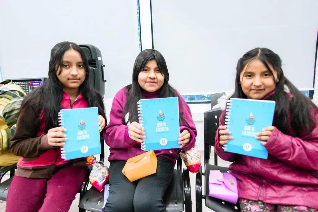 e6a86a04-e815-403e-b702-435dfc620b6f