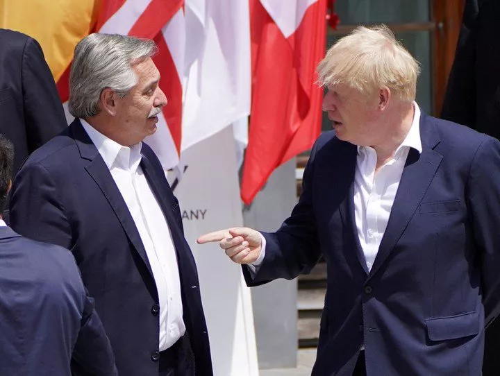 alberto-fernandez-y-boris-johnson___3bUhiTxQE_720x0__1