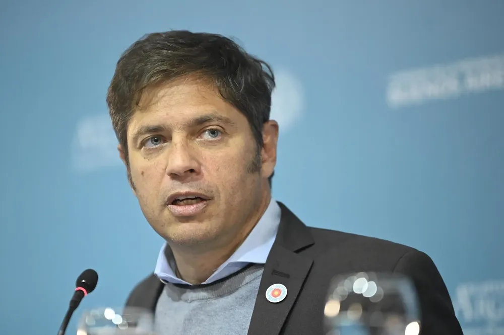 Kicillof-cara-scaled (2)