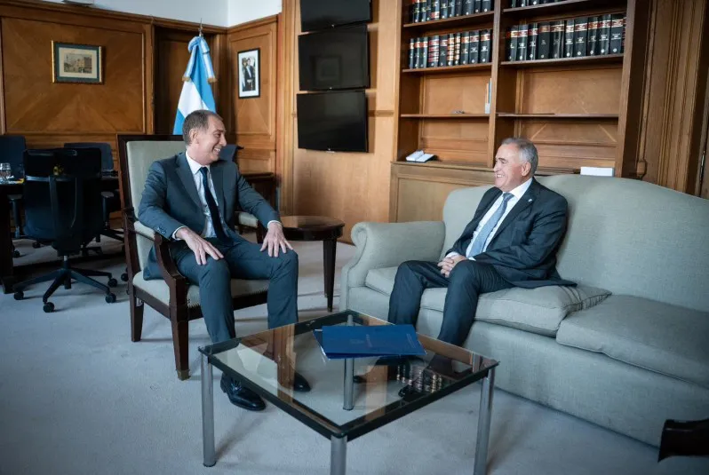 6916672218937_798_535!