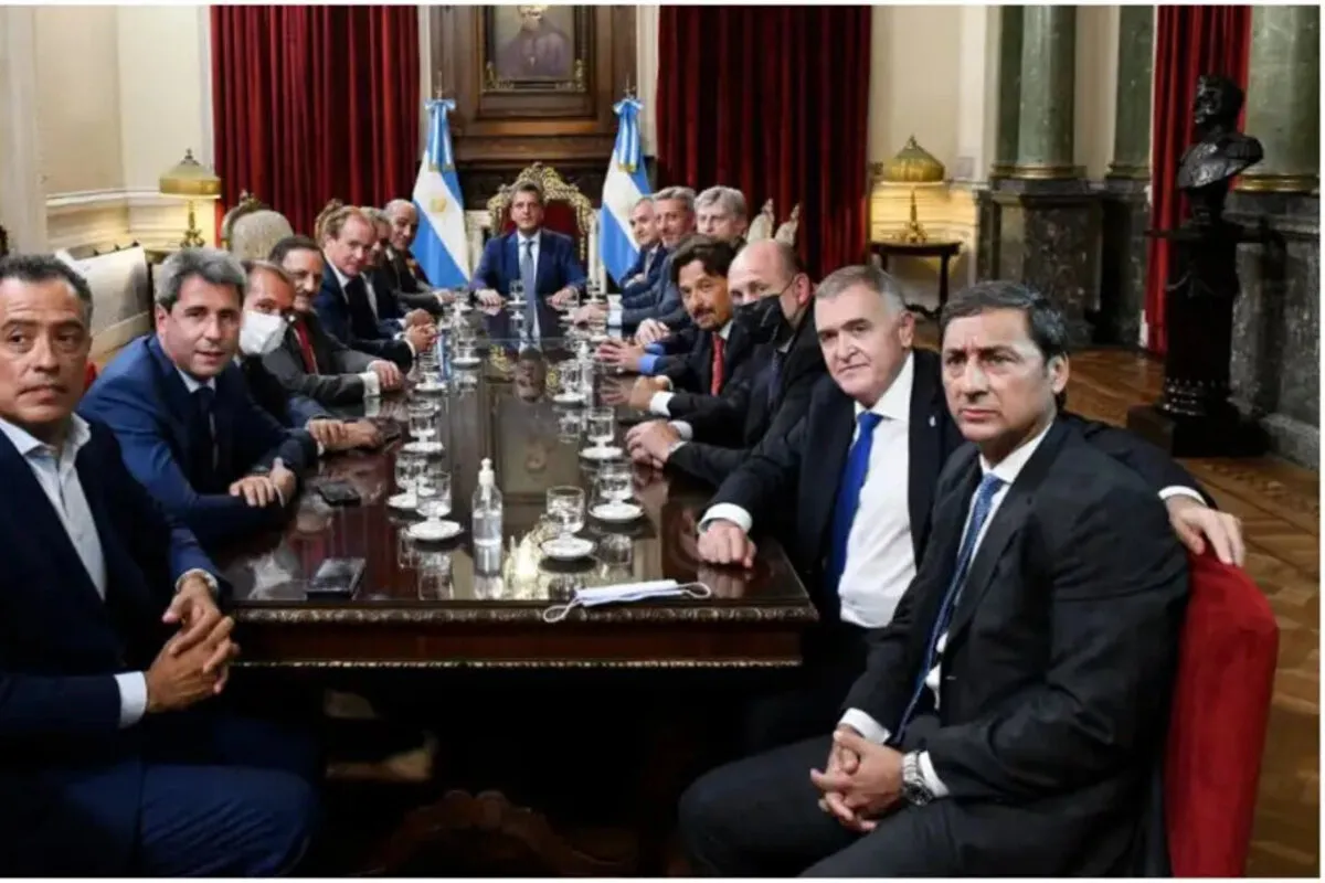 743682-massa-20gobernadores-2022 (1)