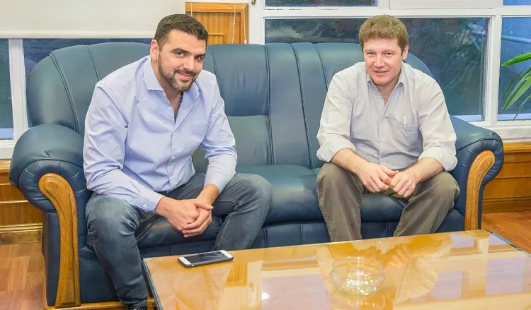 walter-vuoto-gustavo-melella